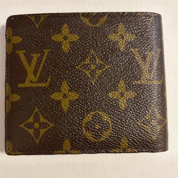 Beautiful wallet - Picture 2 of 4